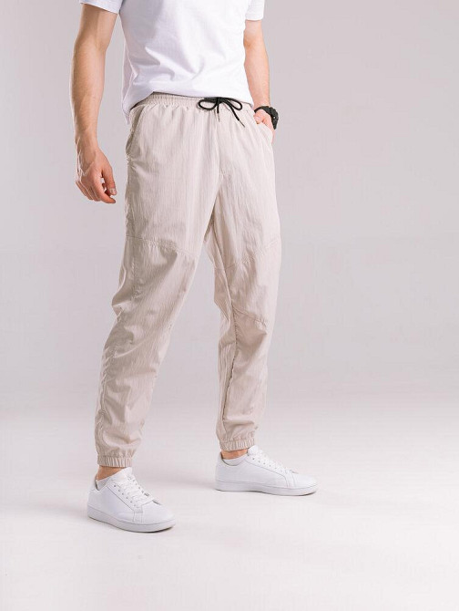 Бежеві чоловічі джогери. Джогери плащівка спорт чоловічі Pobedov Yoxo. Штани джогери з кишенями Київ - фото 2