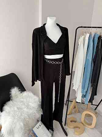 Женский легкий базовый костюм тройка: рубашка топ и штаны плиссе 42/46, Черный Одесса