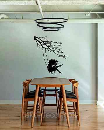 Декоративне настінне Панно «Дівчинка та голуб» Декор на стіну 70*62 см, Чорний Київ