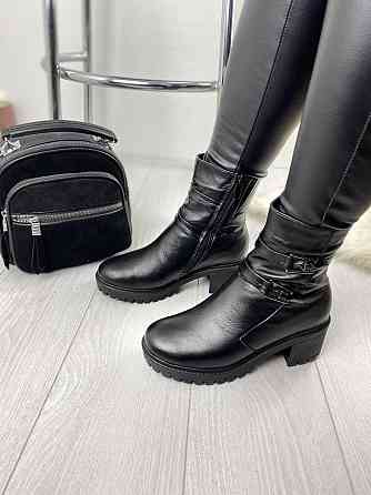 Черевики жіночі ARLETT чорні натуральна шкіра з хутром висота 14 см (Б321) Коломия