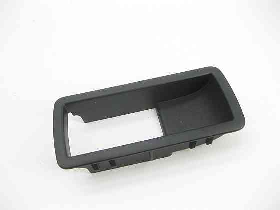 Mercedes-Benz  A2517470387 9051 Облицювання внутрішньої ручки відкриття дверей багажника чорна R-class short W251 R-class long V251 Одеса