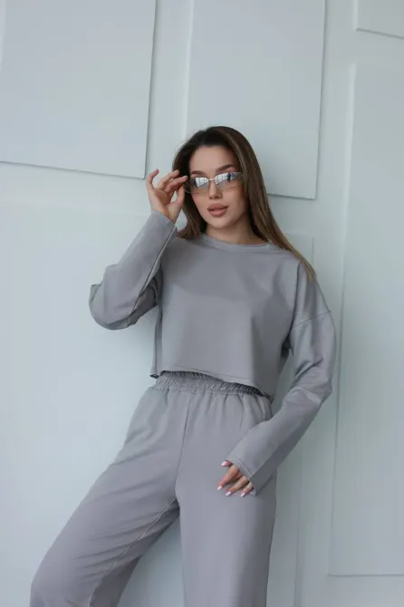 Стильний костюм із кроп-світшотом та прямими штанами Одеса - фото 5