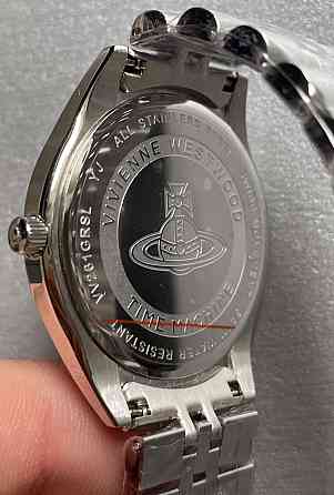 Новый часы Vivienne Westwood. Киев