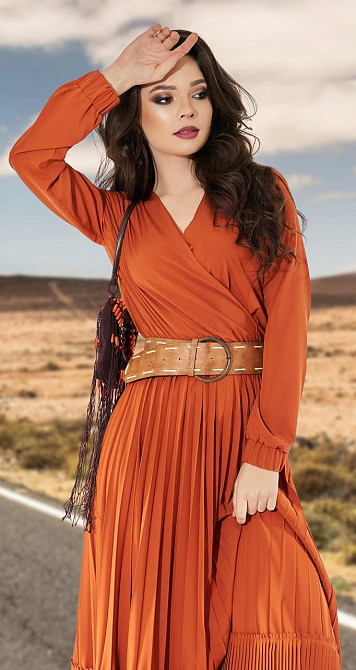 Платье с красивой юбкой плиссе (46) Киев - изображение 2