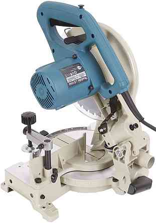 Ручная торцовочная пила без протяжки по дереву Makita LS1040N : 1650 Вт, глубина реза 93мм, круг 255 мм Киев