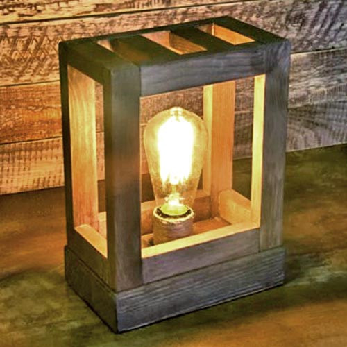 Светильник настольный 