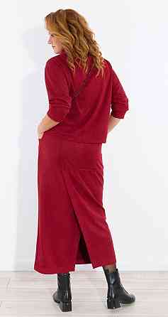 Замшевий костюм зі спідницею (48) Київ