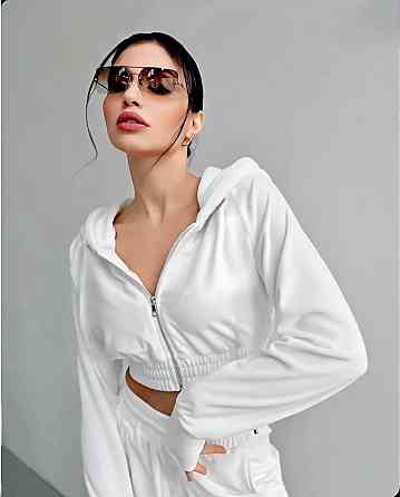 Женский повседневный велюровый костюм двойка с широкими брюками и укороченной кофтой плюшевый велюр Молочный, 42/44 Одесса