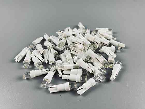 Лампа LED робоче світло 12V цоколь T5 для внутрішнього освітлення авто, лампа на панель приладів Мукачево