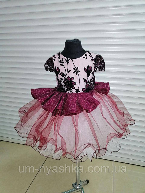 Пышное бордовое платье с блеском на годик на 1-2 года Кривой Рог - изображение 2