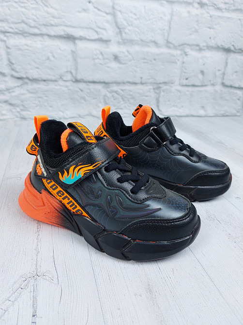 Дитячі демісезонні кросівки хайтопи чорно-жовтогарячі на флісі для хлопчиків 27 Миколаїв - фото 7