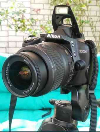 Фотоаппарат Nikon D3000 + 18-55mm. Киев