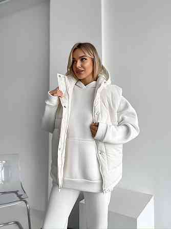 Жіночий теплий жилет з капюшоном  плащівка еммі на синтепоні Молочний, 46/48 Одеса