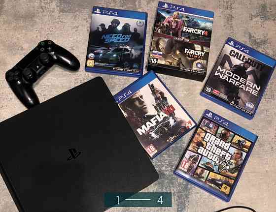 Приставка SONY PlayStation 4 идеальное состояние. Киев