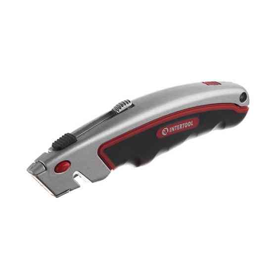 Ніж трапецієподібний, 60×19 мм, з висувним лезом, металевий корпус, прогумована рукоятка INTERTOOL HT-0516 Киев