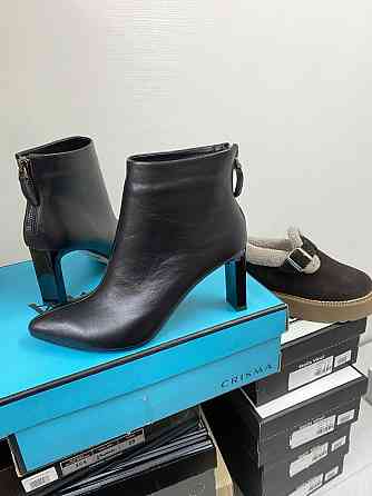 Crisma Черевики жіночі CRISMA чорні натуральна шкіра каблук 8см висота 10см розмір 39 (5722) Коломия