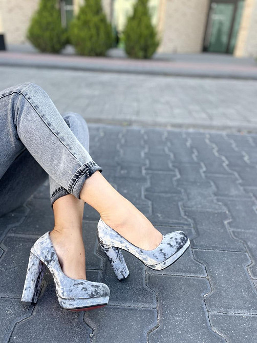Туфлі жіночі MISSKA L212-E326 сірі (весна-осінь, оксамит) (3556) 39 Коломия - фото 1