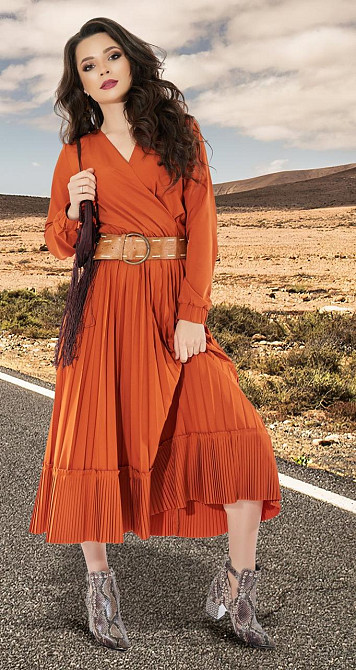 Платье с красивой юбкой плиссе (42) Киев - изображение 6