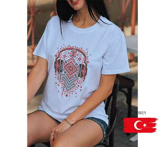 Жіноча футболка з бавовни"Identity" | Норма і батал Київ