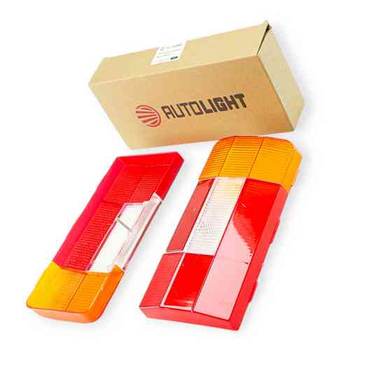 Стекло 2106, 2121 заднее (к-кт 2 шт) фонаря Мукачево