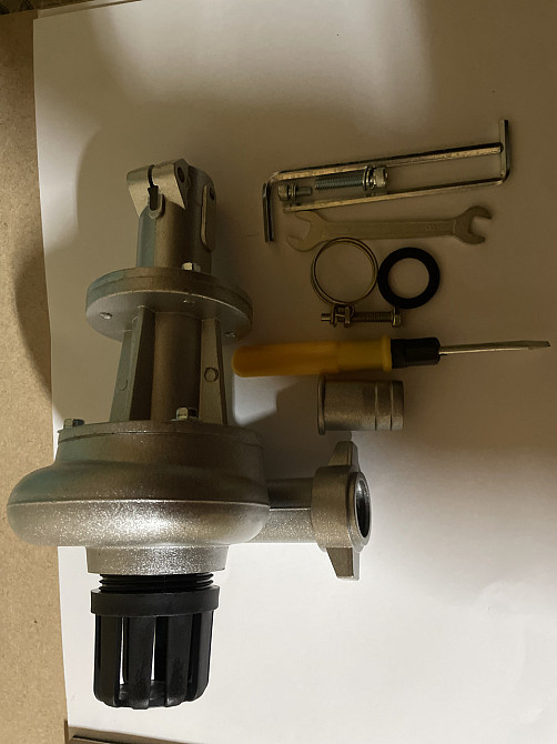 Насадка на мотокосу (водяная помпа, 9T, D-26mm) Мукачево - изображение 1