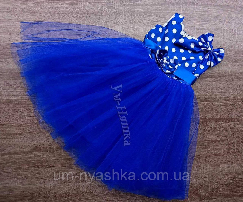 Пышное нарядное платье в горох в ретро стиле 