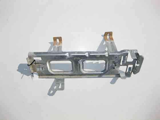 Mercedes-Benz  A1645401673 Кронштейн переднього блоку керування SAM ML W164 GL X164 Одеса