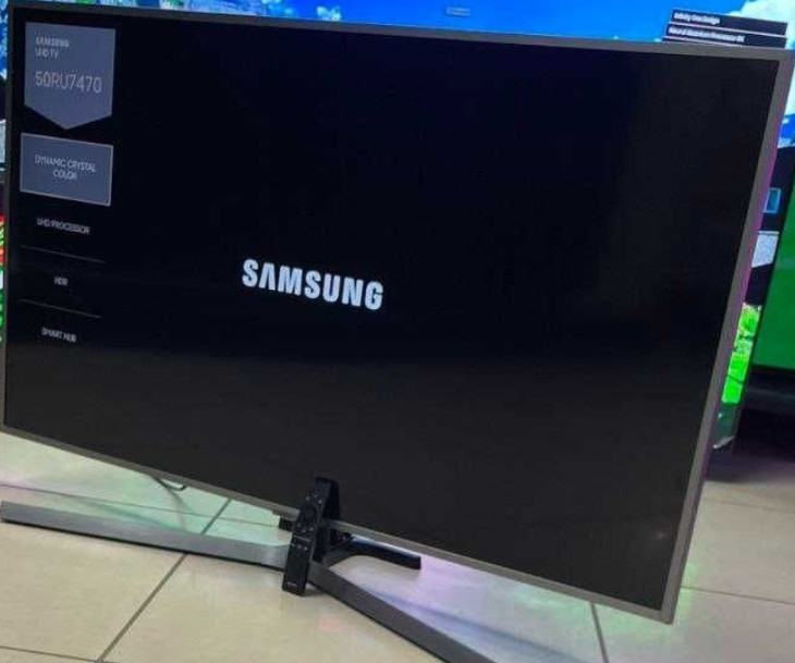 Телевізор Безрамний: 50" Smart 4K UHD Samsung 50RU7450. Харків - фото 4