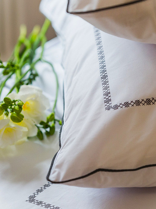 Ecotton Комплект постільної білизни Ecotton Євро з вишивкою та кантом український хрестик Graph Коломия - фото 5