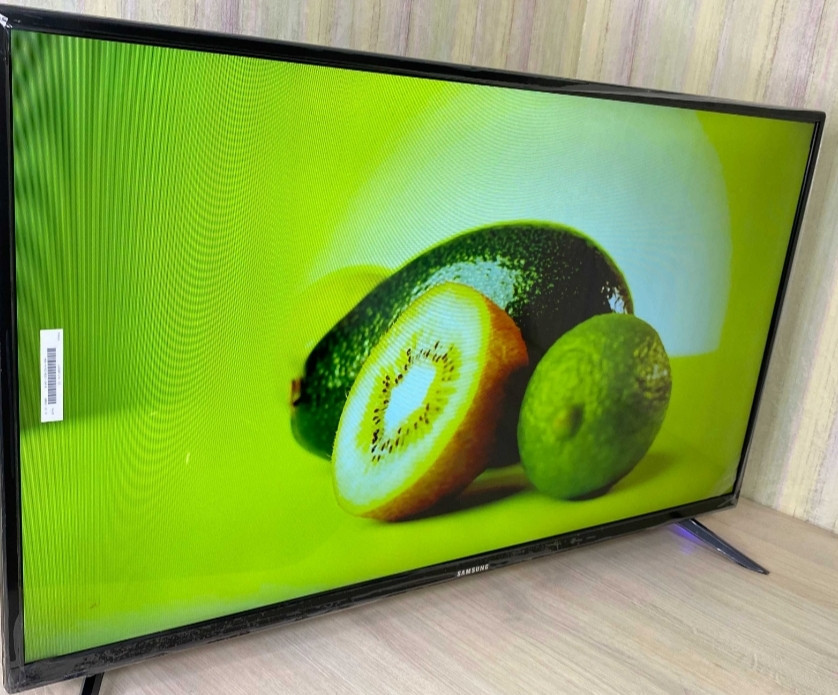 Тонкий Телевизор: Samsung 34