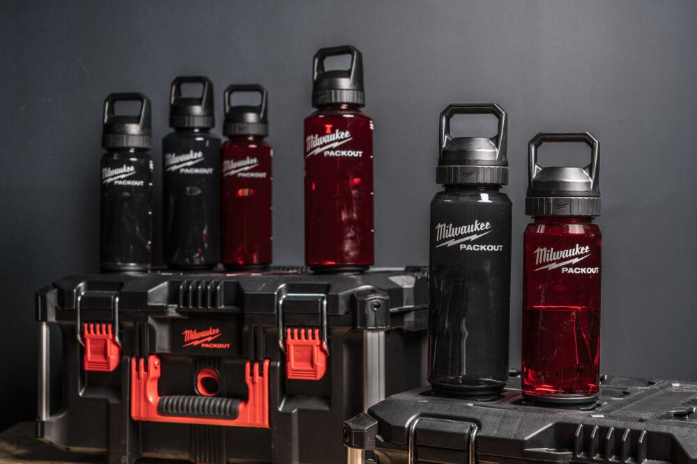 Бутылка для воды PACKOUT MILWAUKEE, 740 мл, красная Одесса - изображение 3