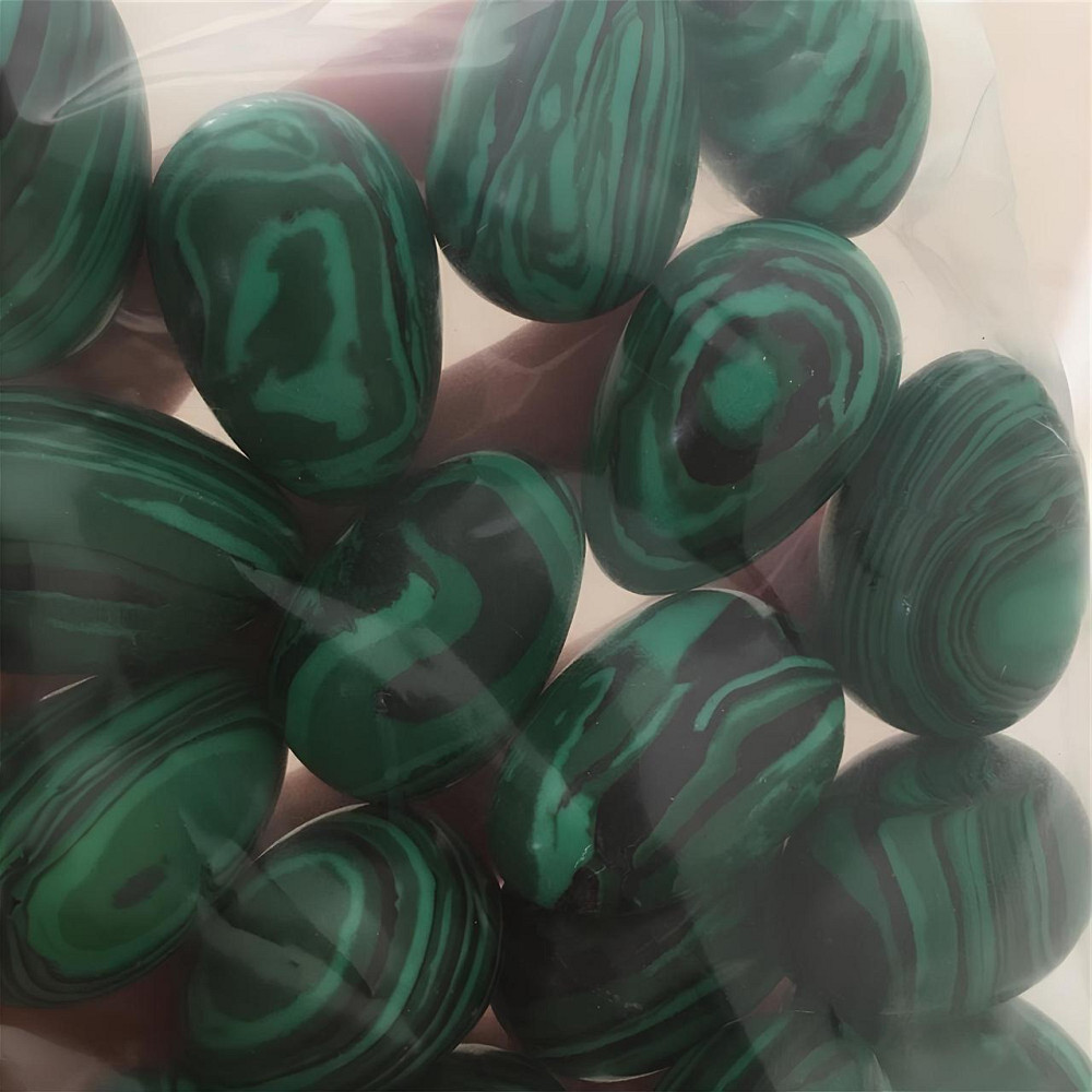 Камень малахита в форме яйца RESTEQ. Яйцо из натурального малахита 4 см. Каменное яйцо Киев - изображение 5