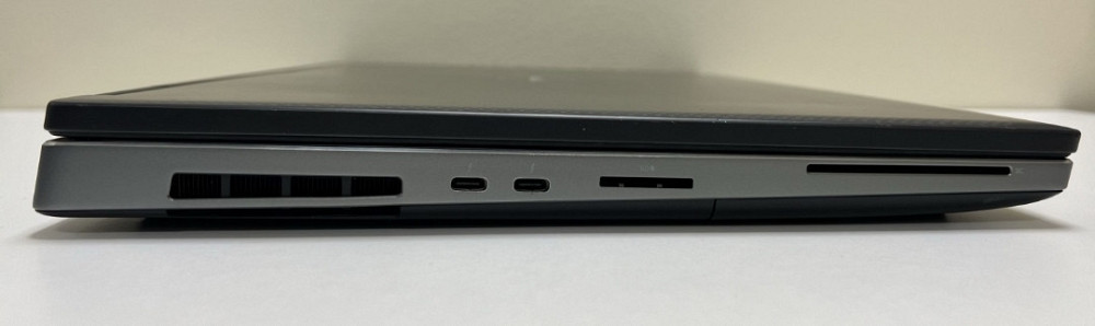 Ноутбук Dell Precision 7730 Xeon E-2176M 64 Гб 512 Гб P3200 6Gb 17,3" FHD IPS Київ - фото 4