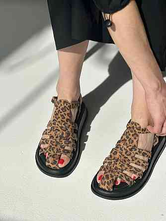 Olli Босоніжки жіночі леопардові OLLI Л-18-0110 літні / Замшеві босоніжки із закритим носком р. Коломыя