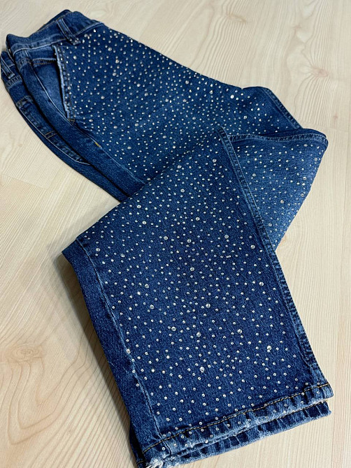 Джинсы женские Amore 1500 skater mom с россыпью камешков синие, синий, 26, 26, 74 см, 106 см Киев - изображение 3
