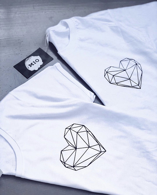 Парні футболки для хлопця та дівчини — Сердця Чернівці - фото 2