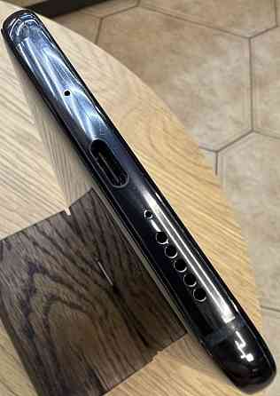 Смартфон: Huawei Mate 20 4/128Gb. Київ