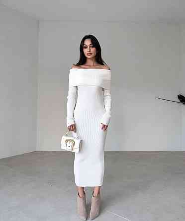 Жіноче привабливе плаття з відкритим плечем рубчик Білий, 46/48 Одеса