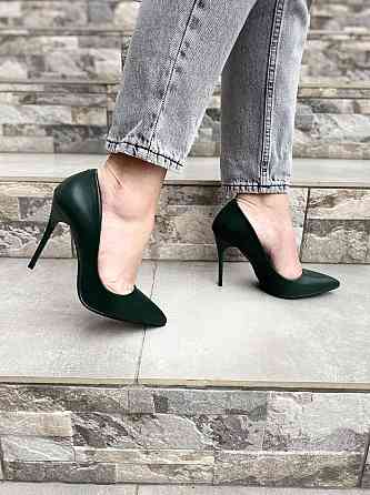 Туфлі жіночі SMALL SWAN темно-зелені еко-шкіра висота каблука 10см розміри 39р.-25см 40р.-26см Коломыя