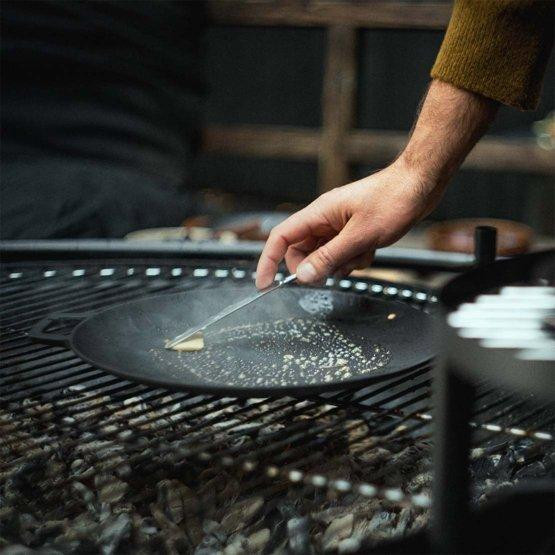 Чавунна Сковорода тарілка для гриля діаметром 30 см Fiskars "Norden Grill Chef" (1066432) Нововолинськ - фото 9