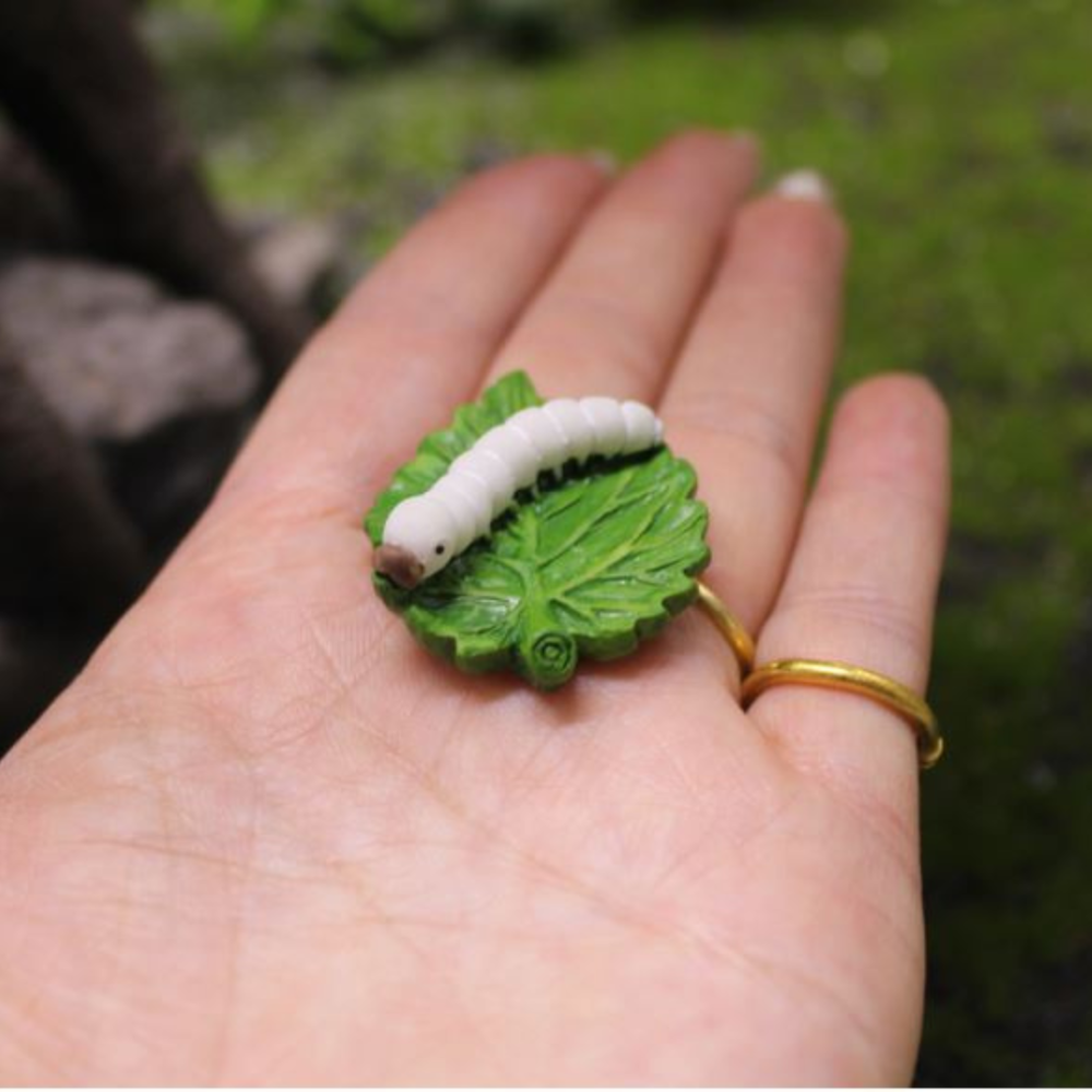 Миниатюрная фигурка Белый Шелкопряд из полистоуна для мини сада, флорариума. Одесса - изображение 4