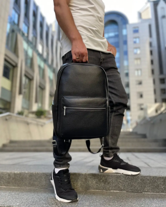 Чоловічий шкіряний рюкзак для ноутбука Tiding Bag чорний Київ - фото 1