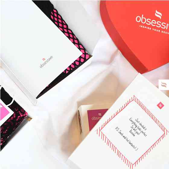 Комплект Obsessive Luvae с открытой грудью и интимным вырезом, чёрный, S-M Sex Aura Киев