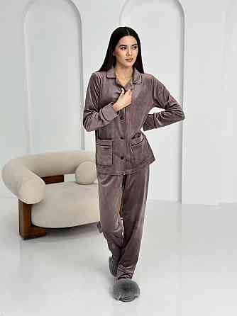 Костюм из плюшевого велюра на пуговицах с двумя карманами Коричневый XS Харьков