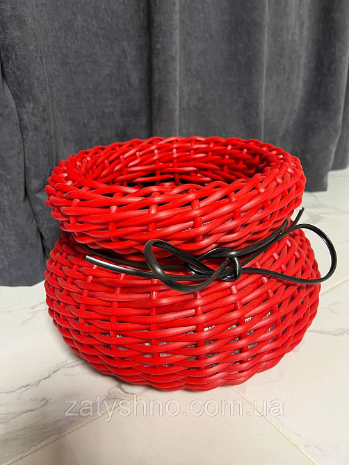 Червоний ротанговий кошик плетений Київ - фото 4