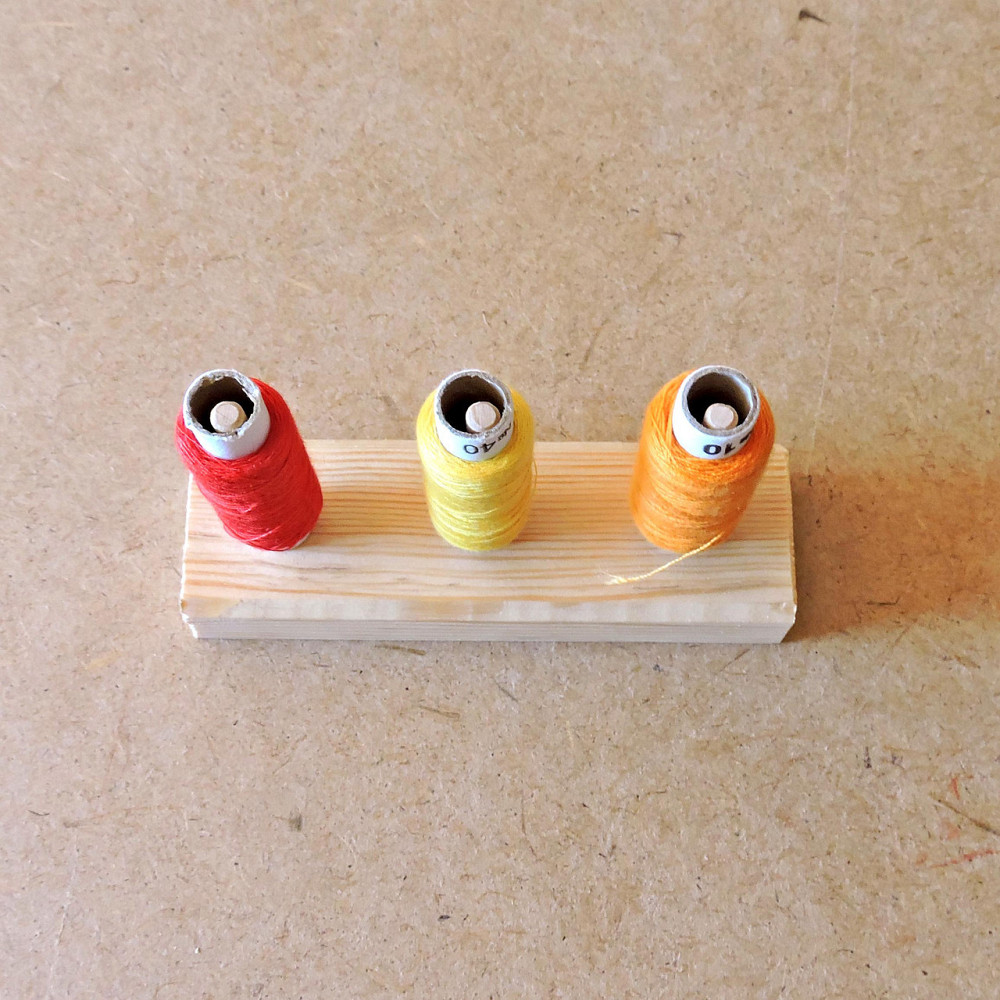 Органайзер для ниток 