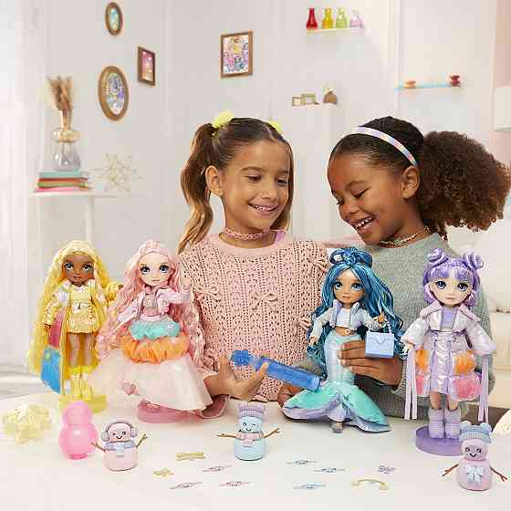 Лялька Rainbow High серії Winter Wonderland - Санні Дніпро