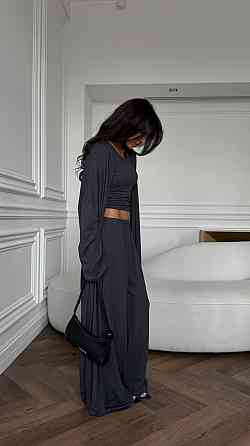 Женский комфортный стильный костюм тройка из натуральной вискозы Графит Одесса