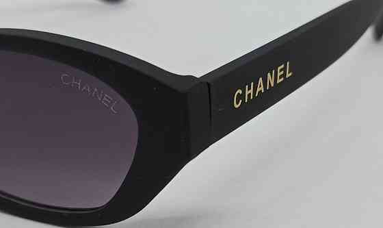 Брендовые стильные очки женские черные с золотым лого 2025 Киев