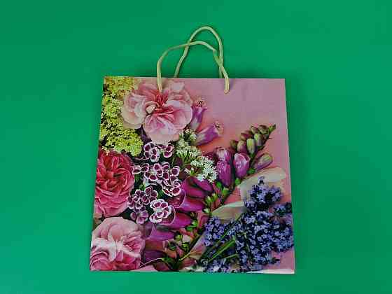 Пакет паперовий подарунковий квадратний 23*24*10 (артKV-219) (12 шт.) Харків